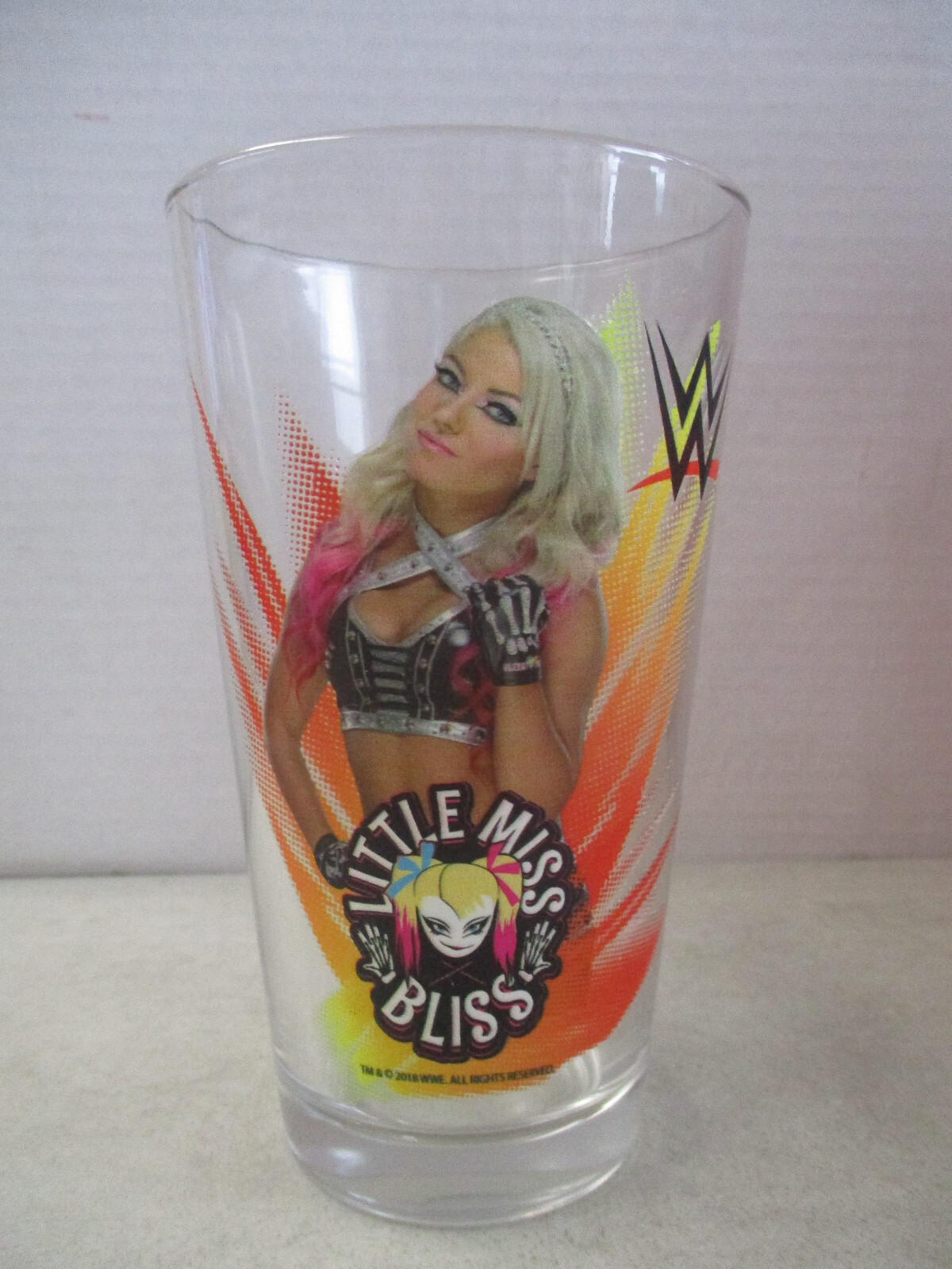 2018 WWE LEGENDS LITTLE MISS BLISS ALEXA BLISS 6" PINT GLASS WRESTLING
