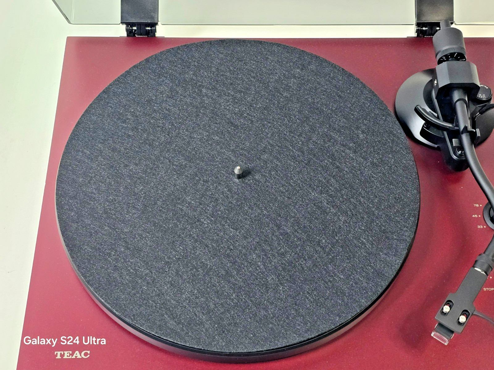 TEAC TN-400S Analog USB Turntable Record Player Cherry Red