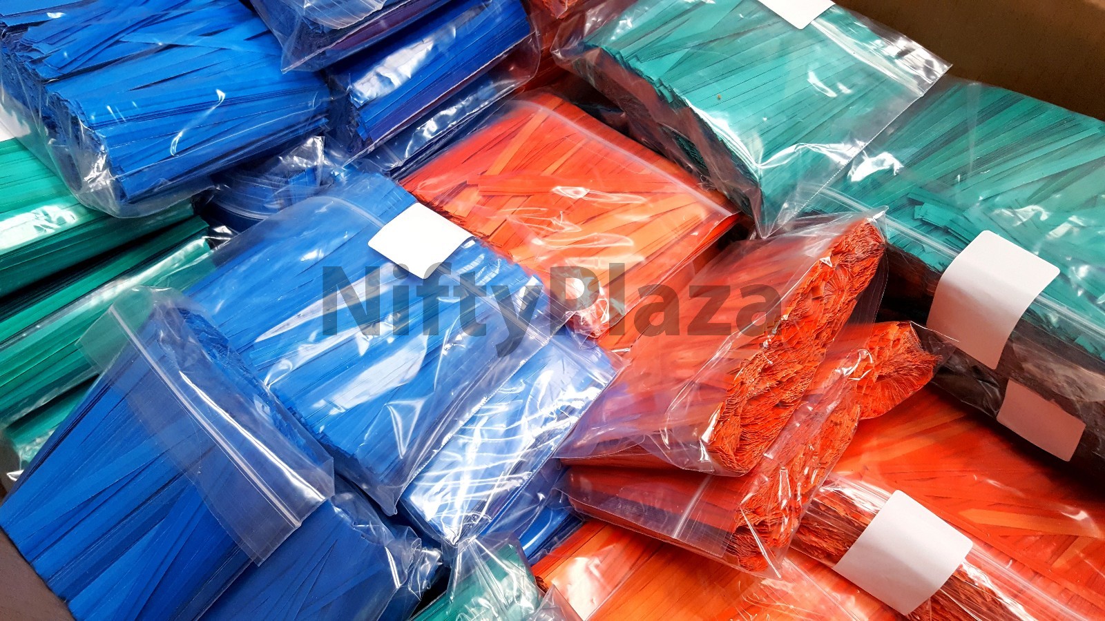 NiftyPlaza 5000 Twist Ties 4" Length Plastic Coated No Rip Paper Ties Cello