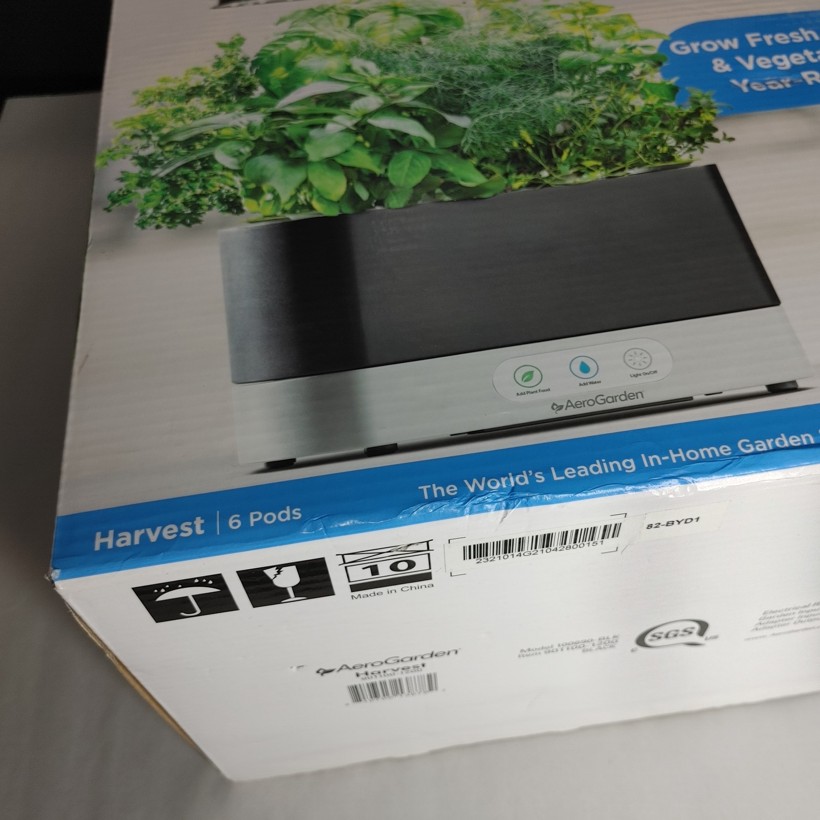 Aerogarden In-Home Garden System Harvest 6 Pods (Opened Box)