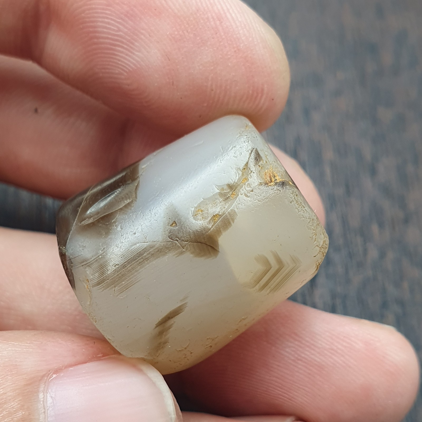 Ancient Antique Himalayan Tibetan Banded Ntural pattern Agate Bead Amulet