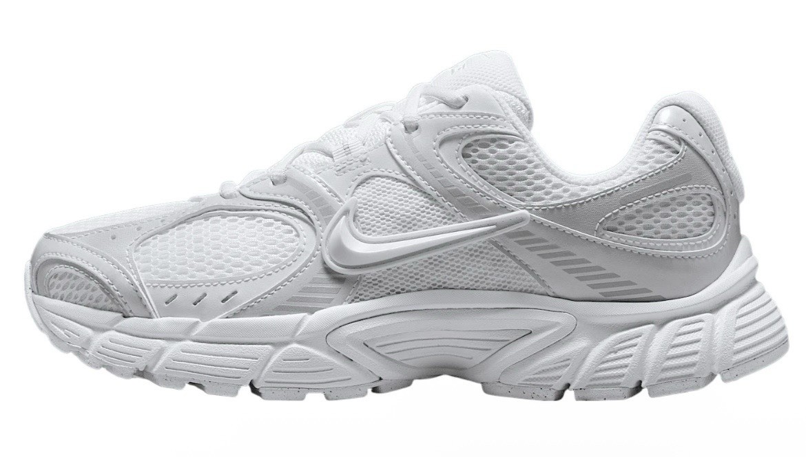 Nike V5 RNR White Black Metallic Silver HQ7901-101 Women's Sneakers Size NEW