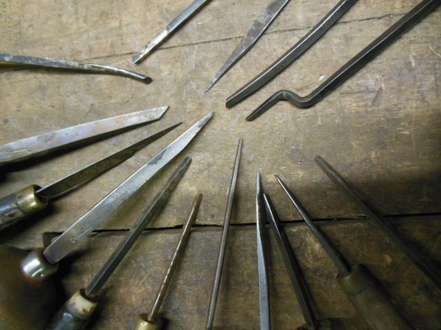 Vautier Hewes vintage engraving tool lot used chisel craft tools