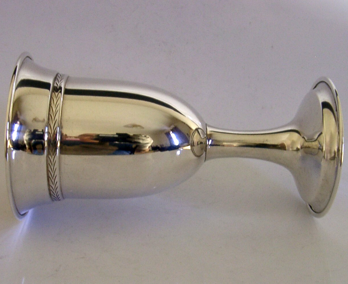 STYLISH MINT ENGLISH STERLING SILVER WINE GOBLET CHALICE CUP 1985 BARWARE