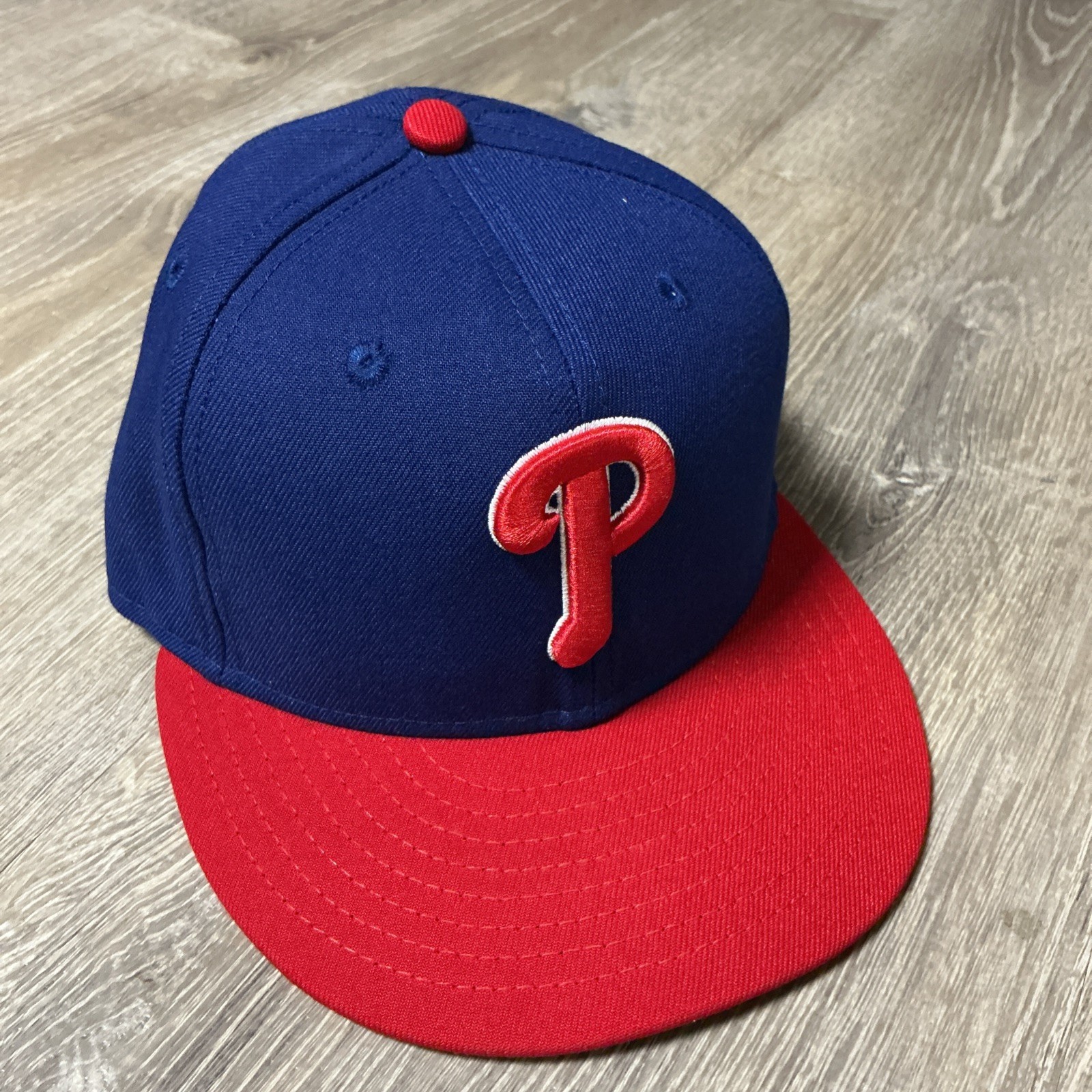 Michael Mercado 2025 Phillies Team / Game Issued Hat - MLB COA