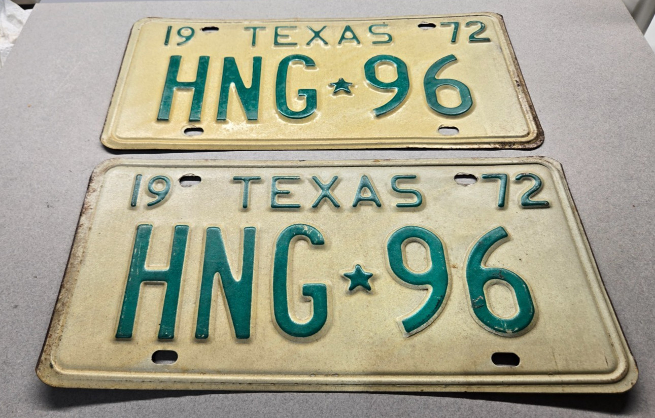 🐾 1972 TEXAS "PASSENGER" LICENSE PLATE PAIR (HNG-96)