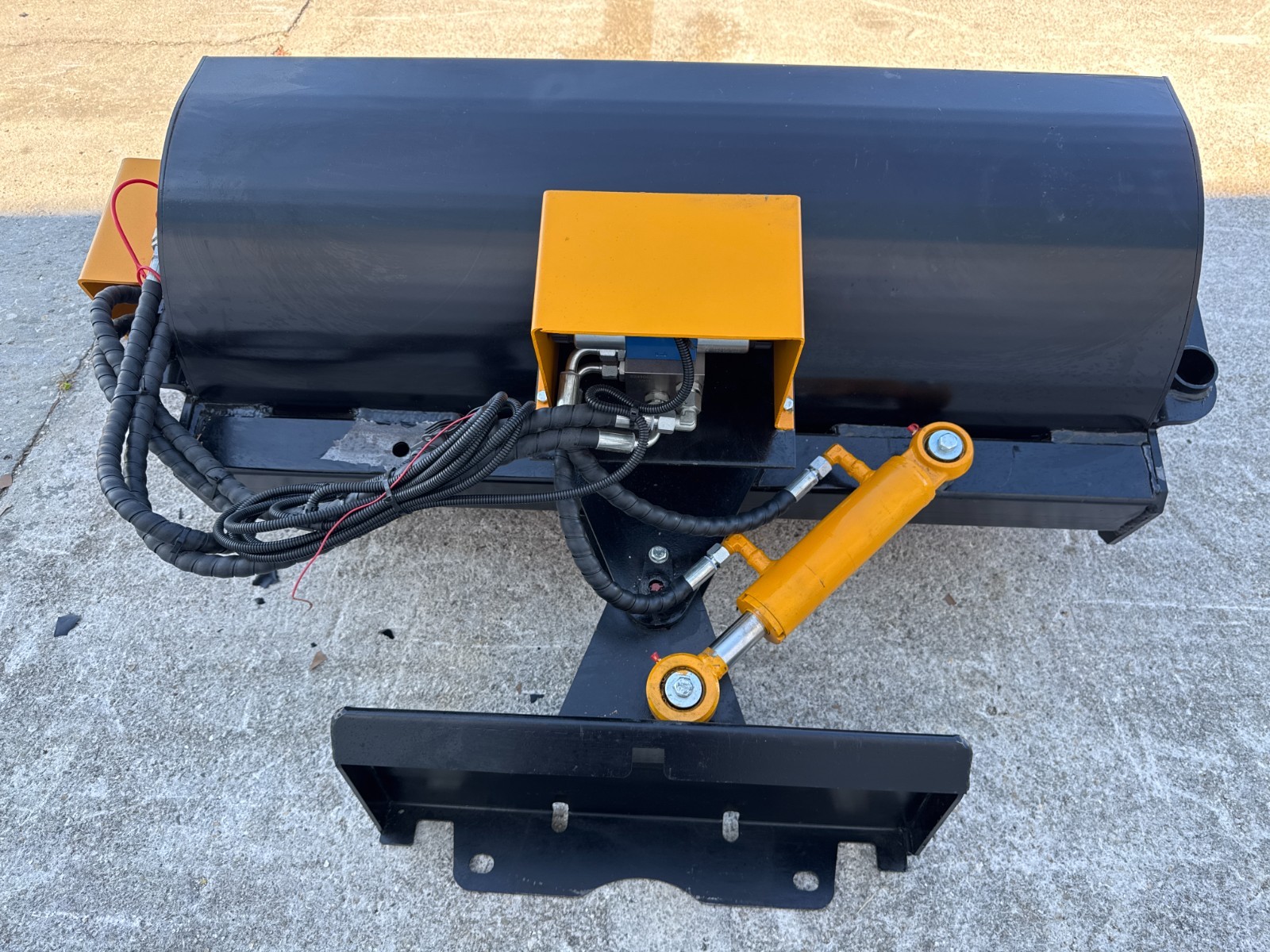 Mini Power Angle Broom Hydraulic Poly Wire Sweeper Mini Skid Steer Attachment