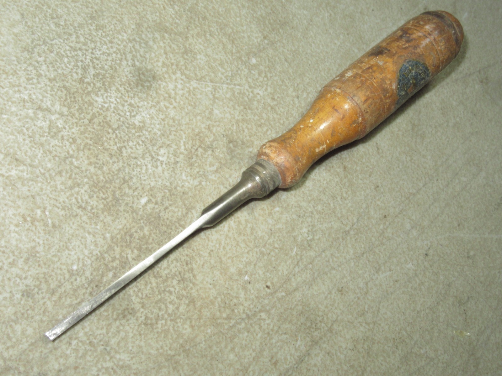 vintage E A Berg Eskilstuna 1/8'' chisel HTF size good user tool to restore