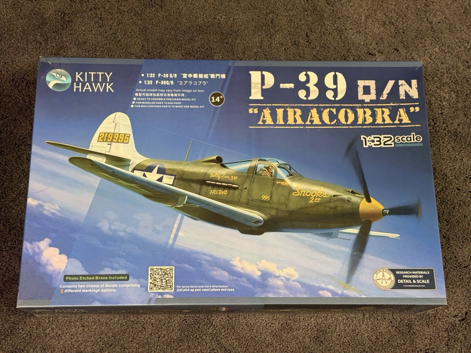 Kitty Hawk 32013 1/32 P-39Q/N Airacobra 1943 Model New Open Box Sealed Parts