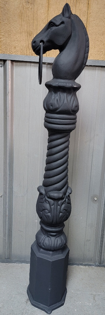 Victorian Style Horse head Hitching Post - cast aluminum - it will never rust
