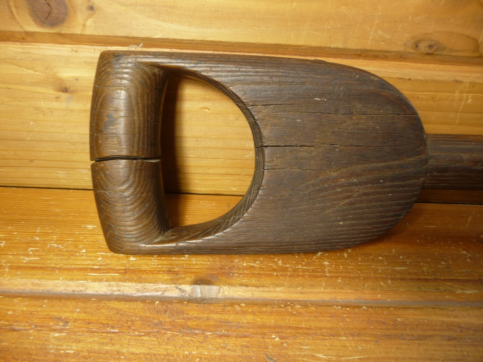 Vintage SIMPSON No. 2 Shovel Wood D Handle Spade Garden Antique