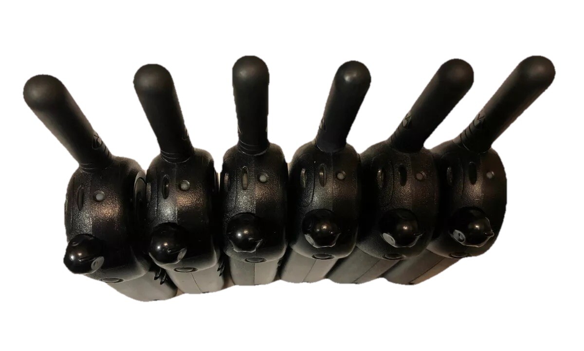 Motorola CLS1410 UHF Radios Walkie Talkies with 6 Multi Charger