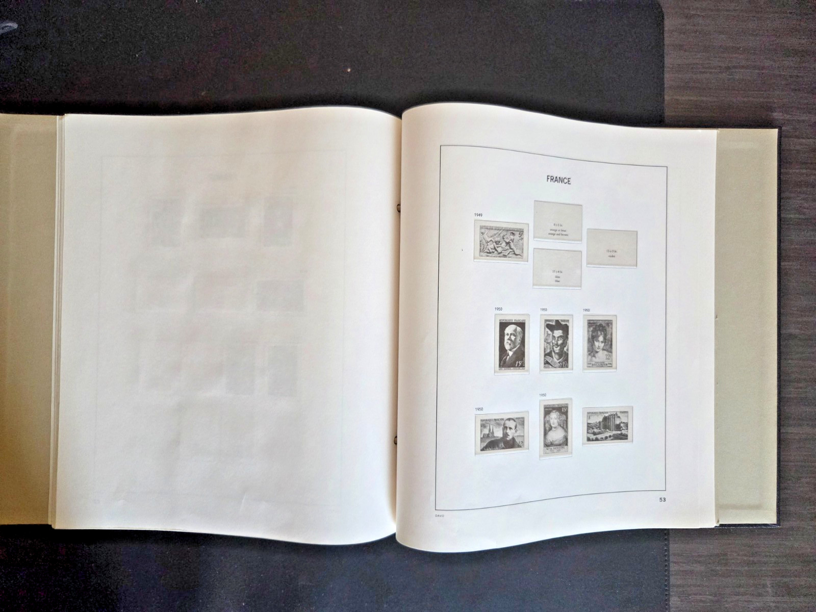 26052-France Davo Stamp Album Binder with Pages 1940-1950, NO Stamps