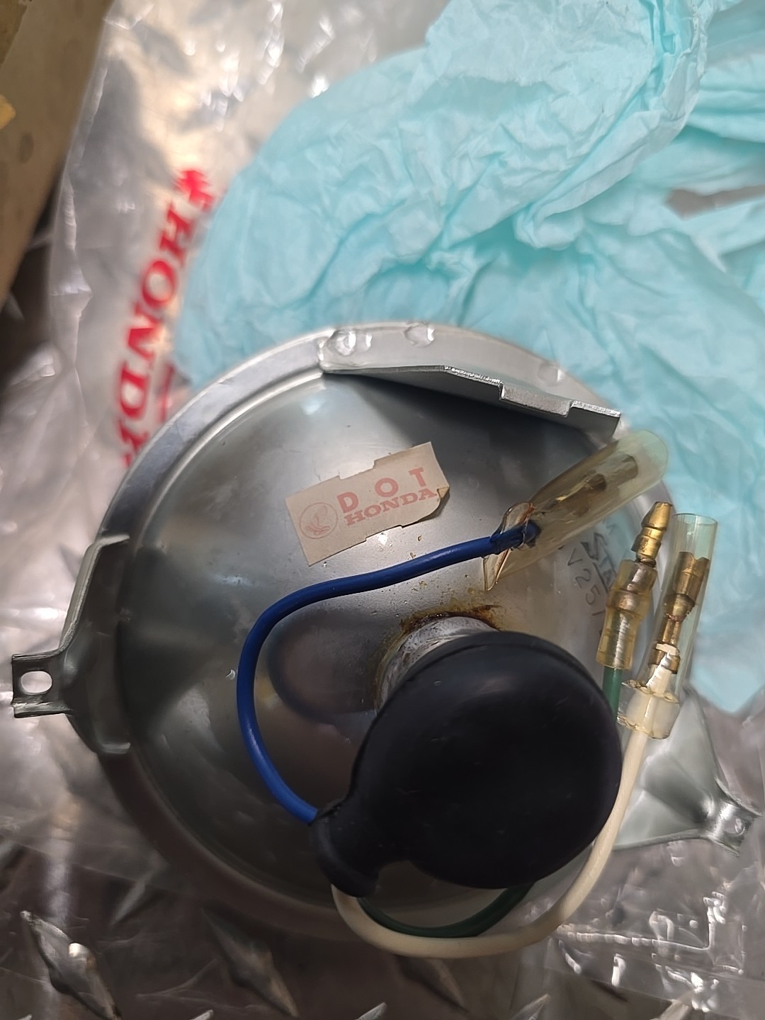 HONDA C70M C70K PASSPORT OEM COMPLETE HEADLIGHT 33120-092-671 33120-174-671