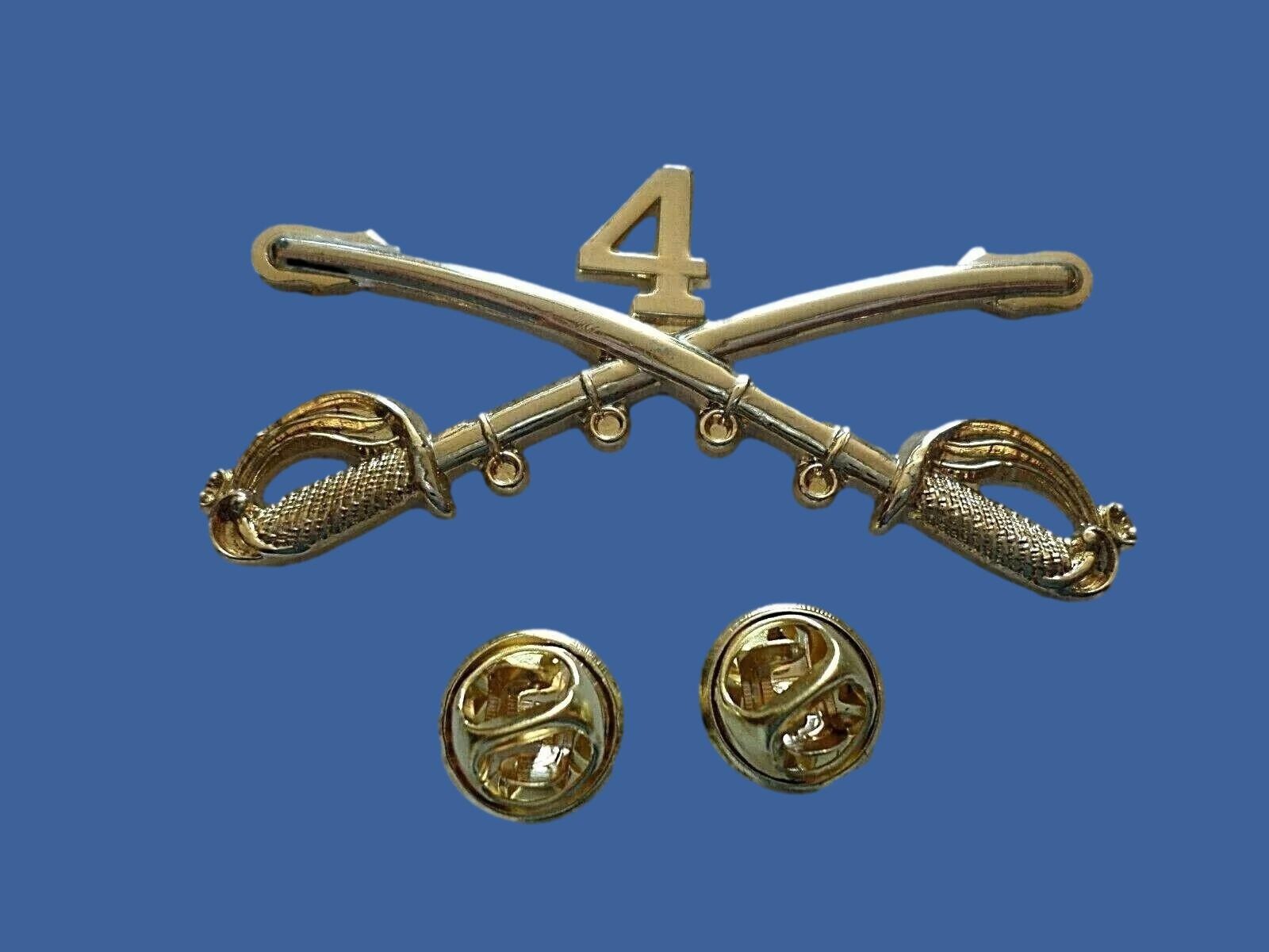 4th CAVALRY SWORDS SABERS  MILITARY HAT PIN CAVALRY REGIMENT BADGE ROBERT E. LEE