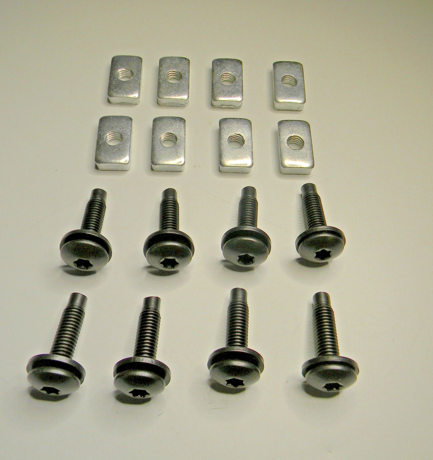 1987-1995 Jeep Wrangler Hard Top Torx Screw & Nut Kit / 8 Torx Screws & 8 Nuts