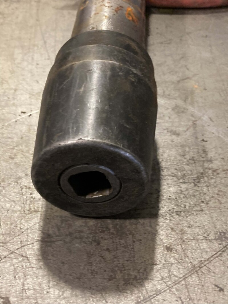 APT Pneumatic Rivet Buster , 633