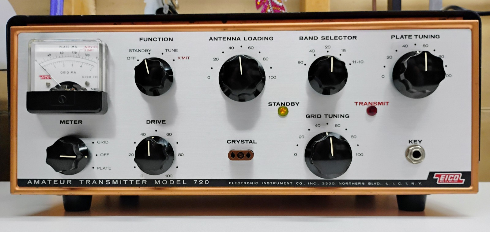 Vintage EICO Model 720 90 Watt CW Amateur Radio Transmitter. Powers Up!