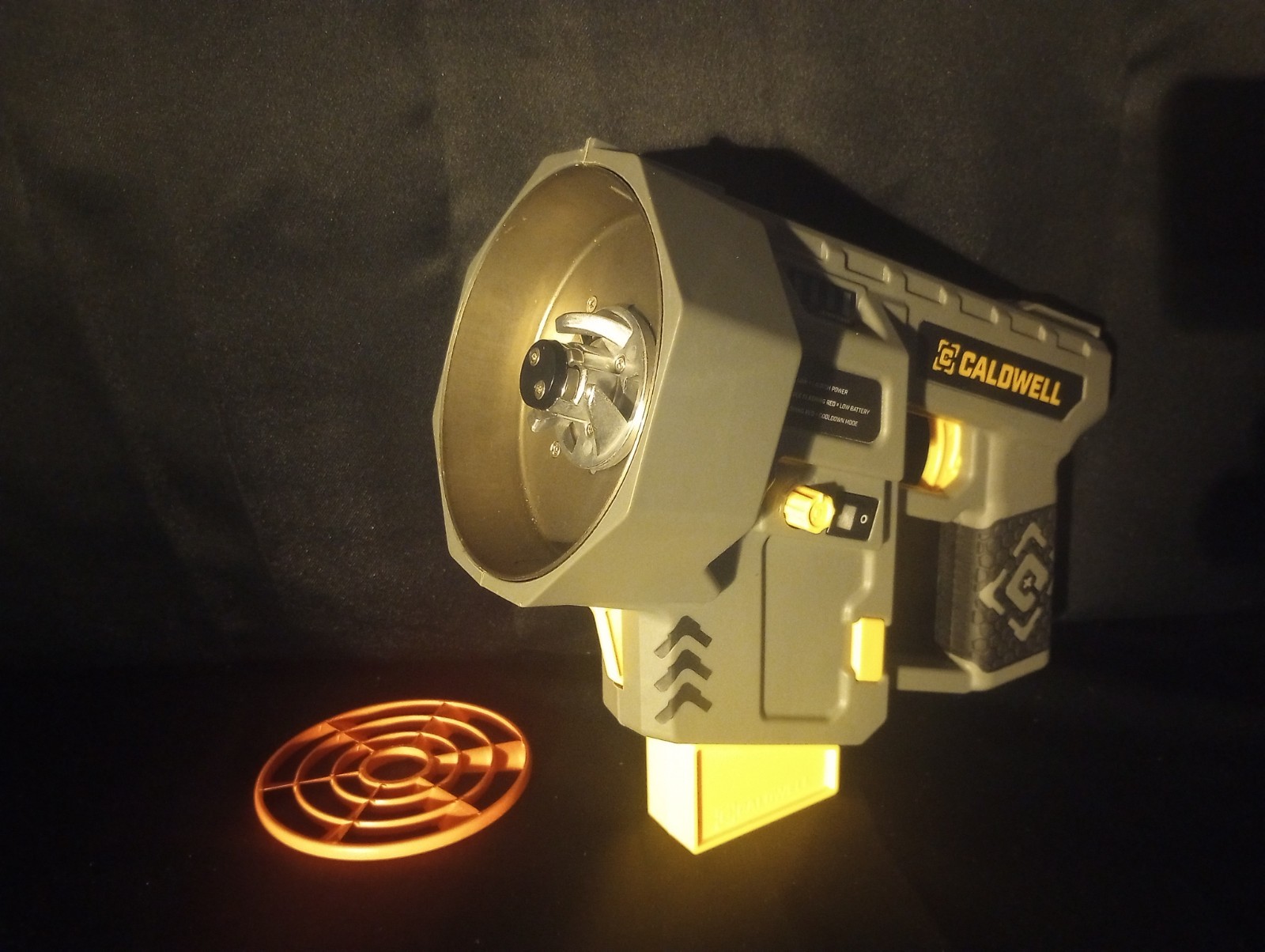 Caldwell Claycopter Handheld Electric Target Launcher with 100 Targets