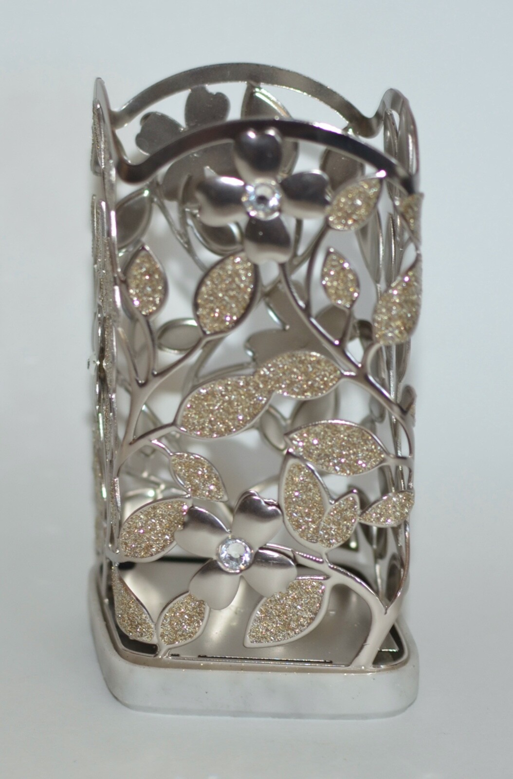 BATH & BODY WORKS DOGWOOD FLOWER MARBLE GENTLE FOAMING HAND SOAP SLEEVE HOLDER