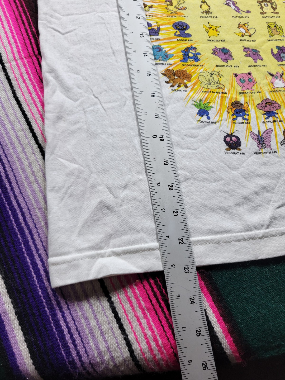 Vintage Pokemon Nintendo T-Shirt Size Youth Medium