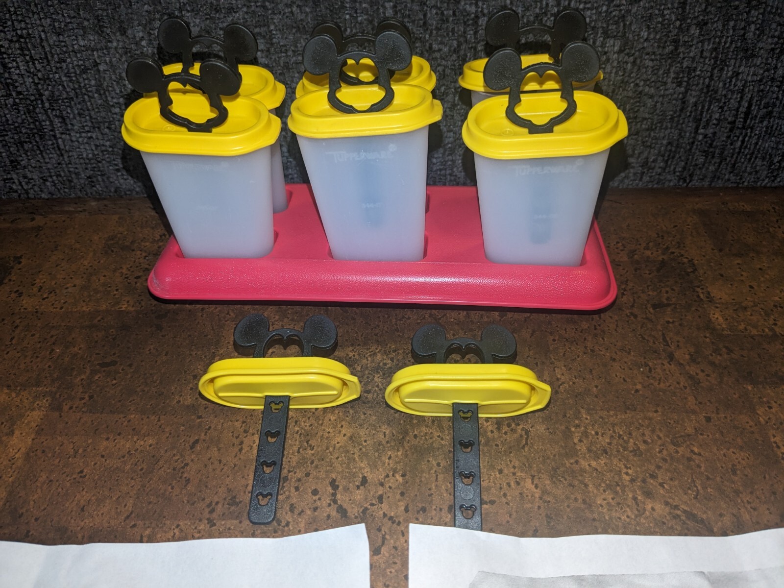 Tupperware Mickey Mouse Set 6 Ice Tups Ice Pop Makers Popsicle w instructions