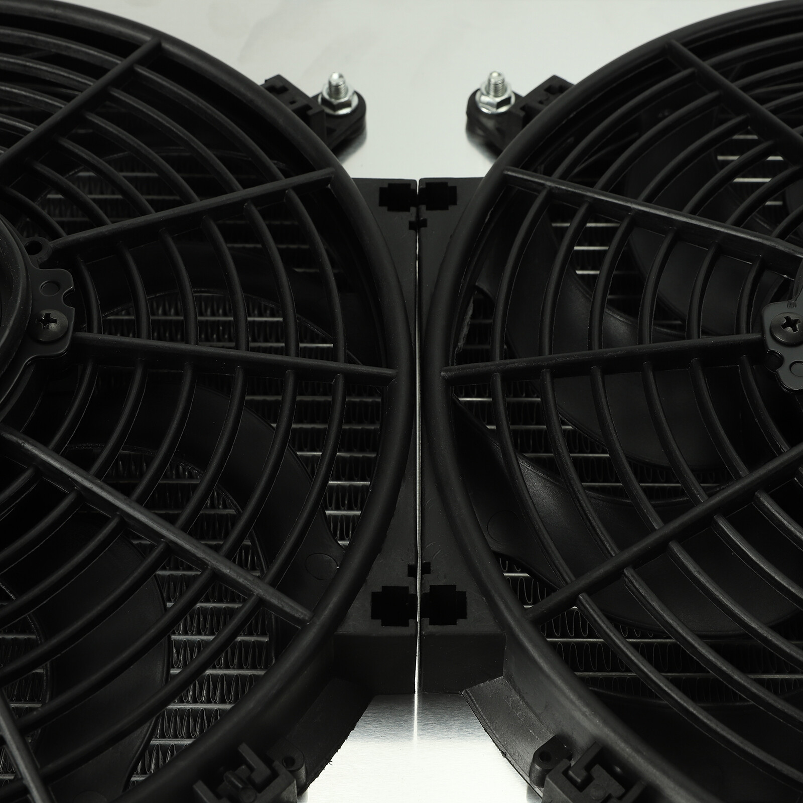 For 1982-2002 CHEVY S10 BLAZER 84-90 CORVETTE V8 3 Row Radiator+Shroud Fan+Relay