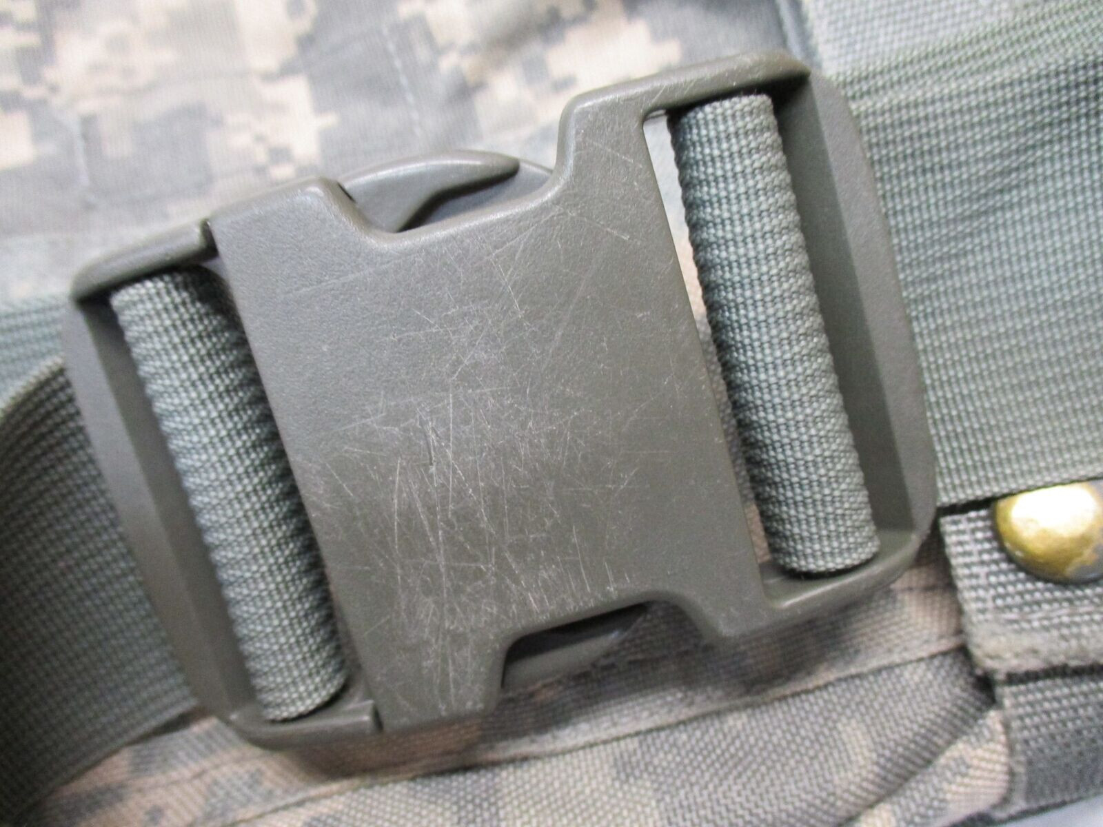 Military Issue ACU Molle Waist Pack / Butt Pack NSN: 8465-01-524-7263 EXCELLENT