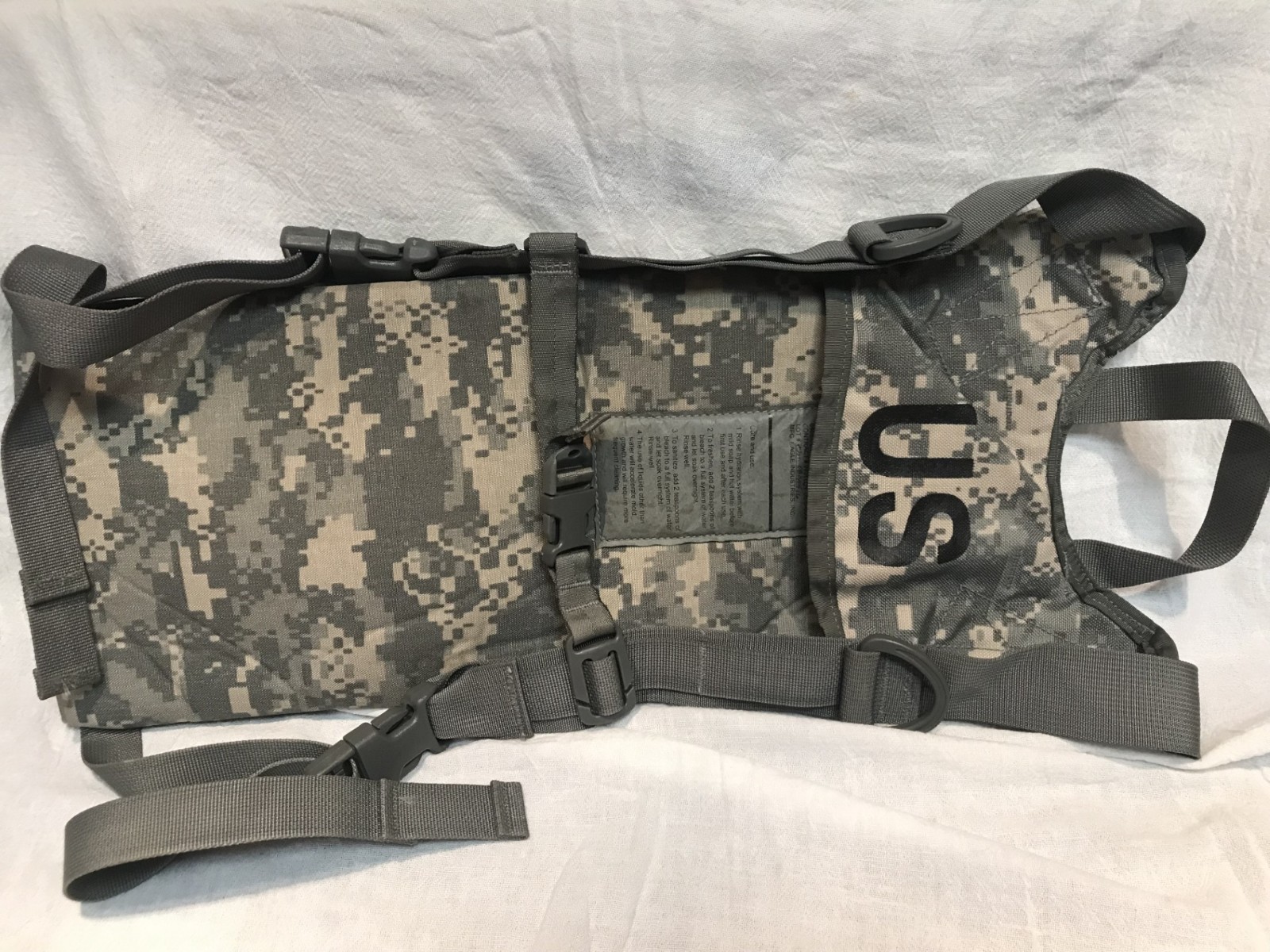 NEW MILITARY DIGI MOLLE II HYDRAMAX HYDRATION SYSTEM CARRIER, BLADDER & HOSE
