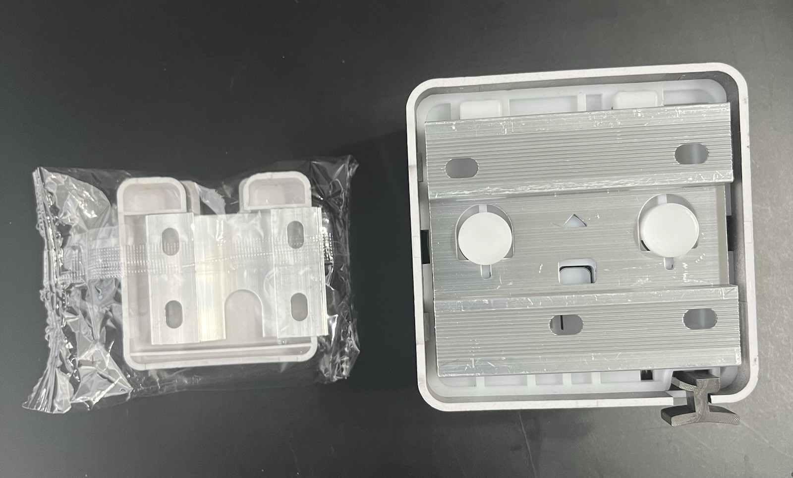 Retractable Invisible Clothesline Heavy Duty Retracting Clothes Line