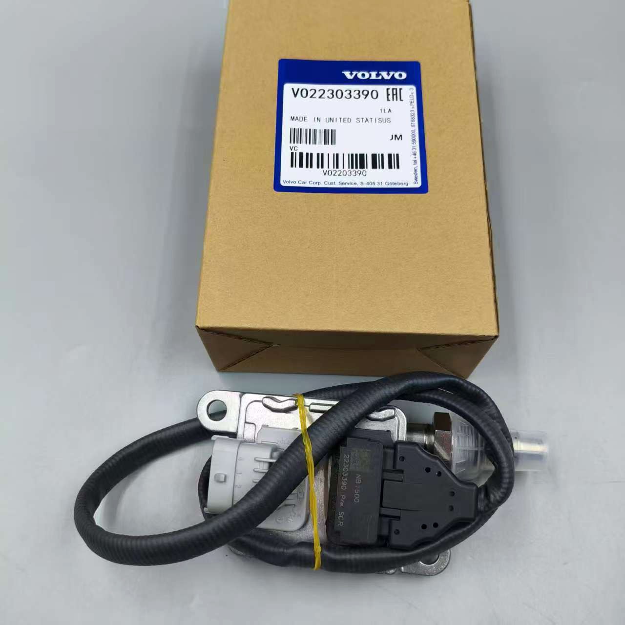 New OEM 22303390 Genuine Mack Volvo Original Inlet Nox Sensor