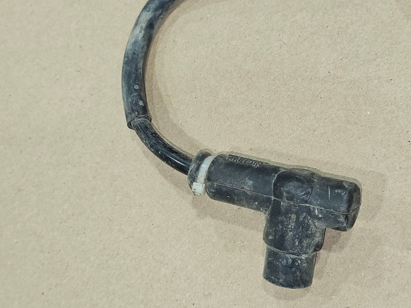 2001 Kawasaki KX250 KX 250 Engine Ignition Coil Spark Plug Cap 99-02 - WORKS!