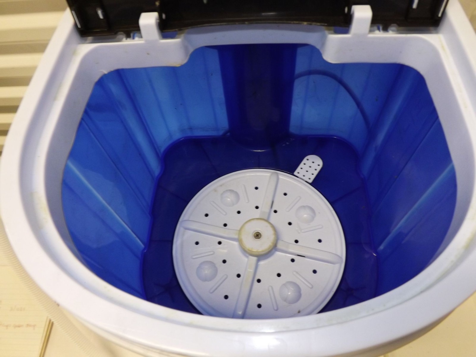 BUBBLEBAGDUDE 5 Gallon Bubble Wash Machine XPB201208A Compact Laundry Camping