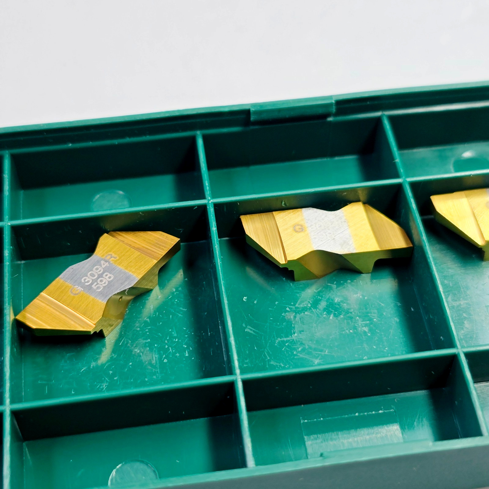 Tool Flo FLG 3094R GP3R Carbide Top-Notch Grooving Inserts (Box of 5) NG3094R