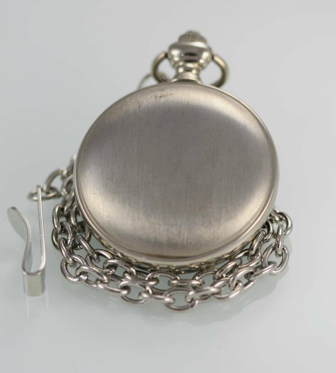 Craftsman White Mens Stainless Steel Silver Quartz Battery Pocket Watch