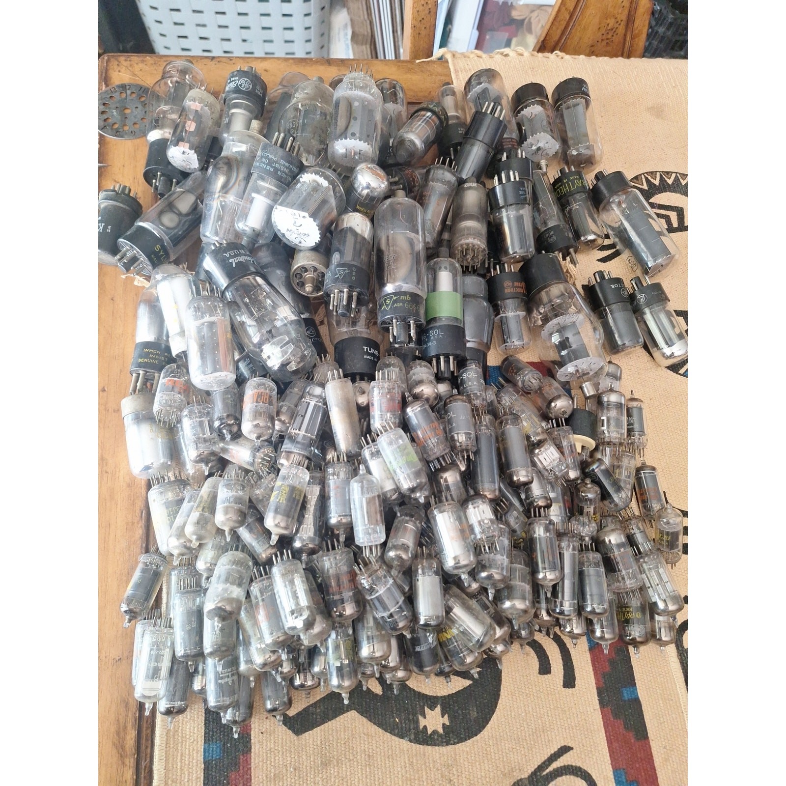 Vintage Vacuum Tube Lot ~160+/- Mixed RCA Sylvania Bendix Radio TV Audio