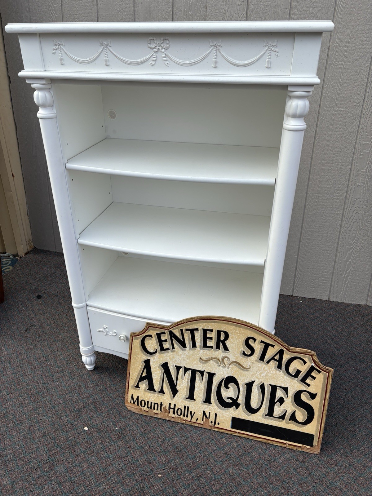 67283 STANLEY Furniture YOUNG AMERICA Modern Bookcase Curio Cabinet with Drawer