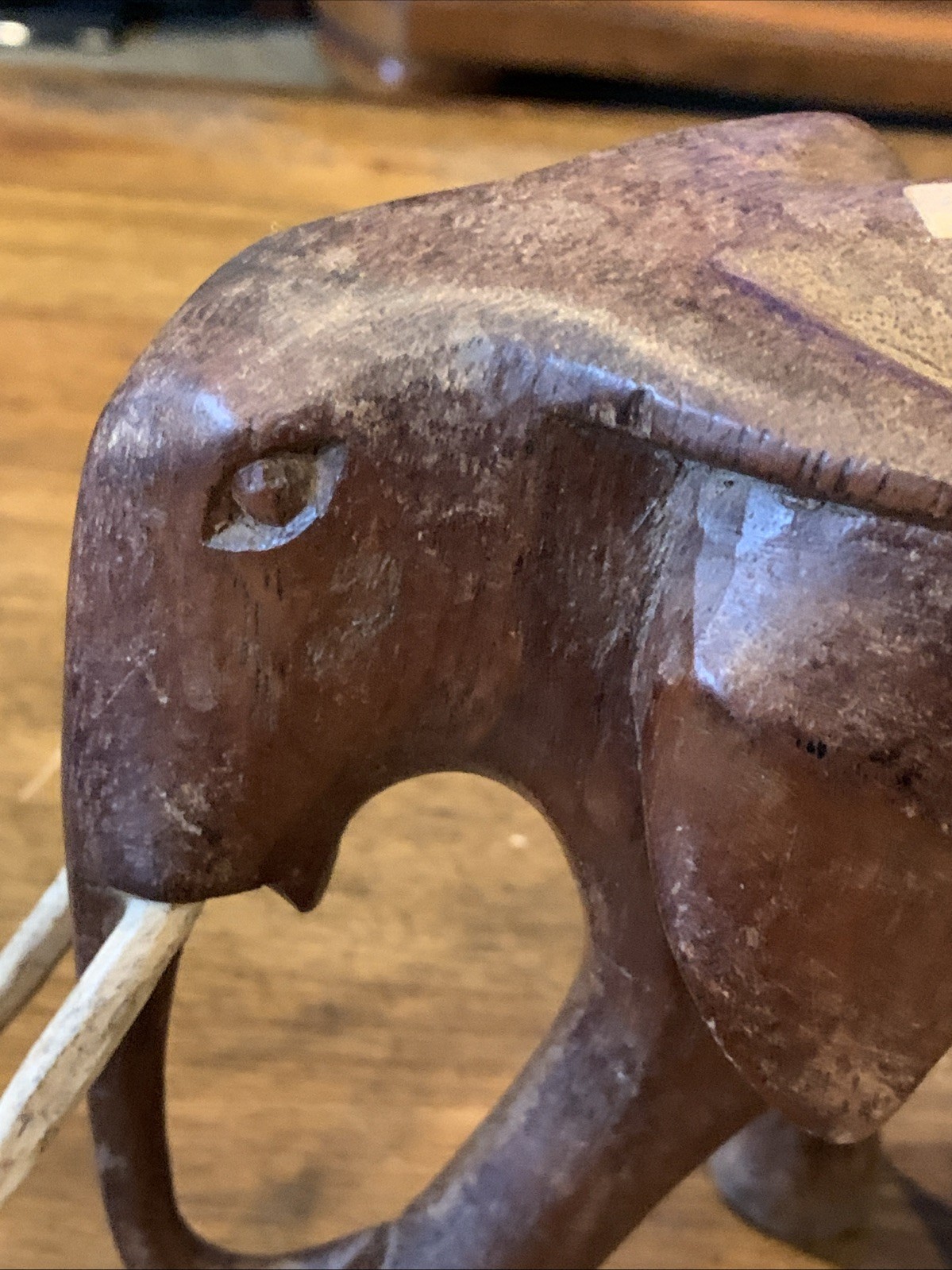 VINTAGE LARGE AFRICAN WOODEN ELEPHANT SCULPTURE Hand Carved ORIGINAL TUSKS