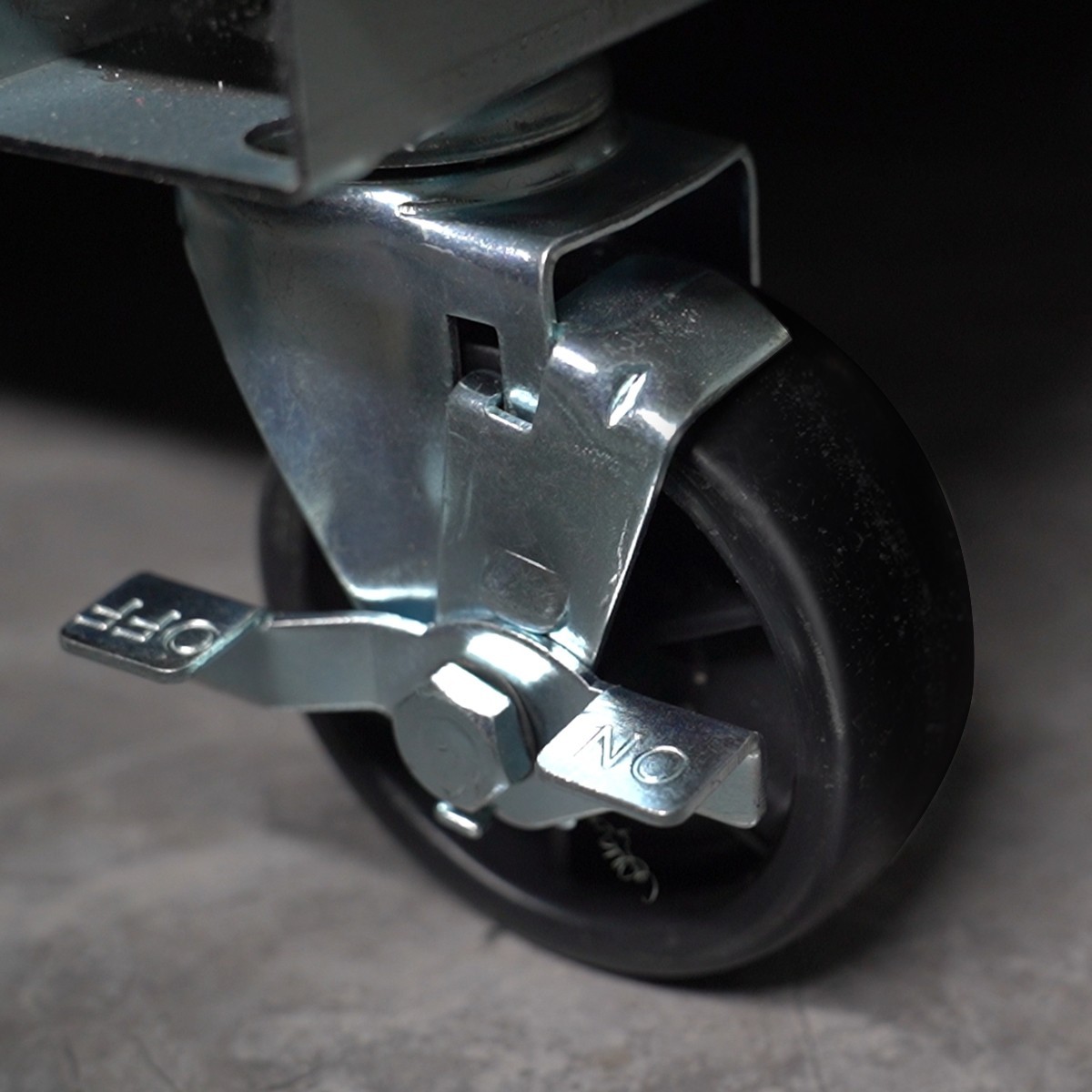 27" Glass Door Commercial Merchandiser Refrigerator Reach-in Display 19 cu.ft