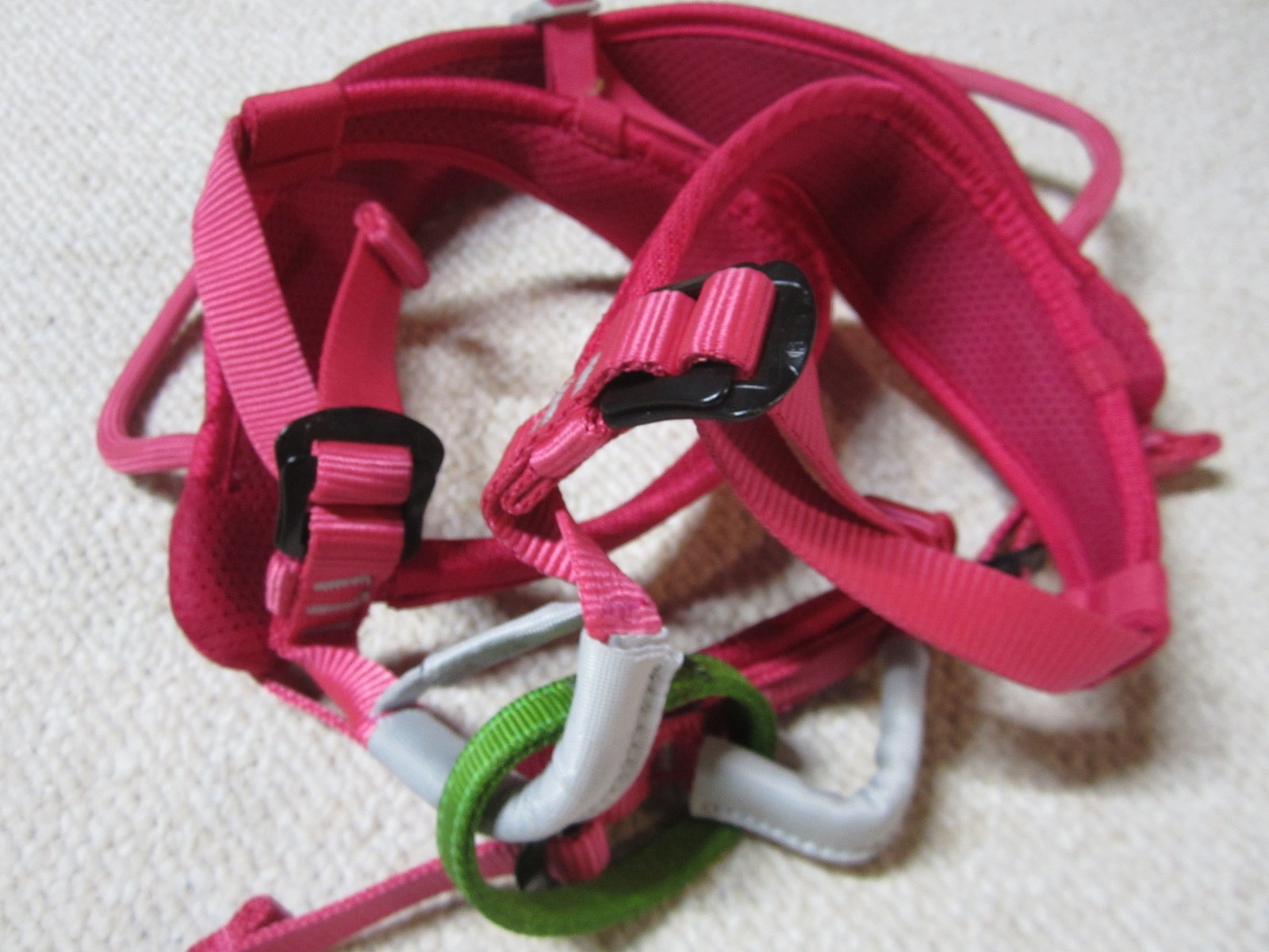 Petzl Macchu Kids Youth Rock Climbing Seat Harness One Size 54-64cm Pink!!