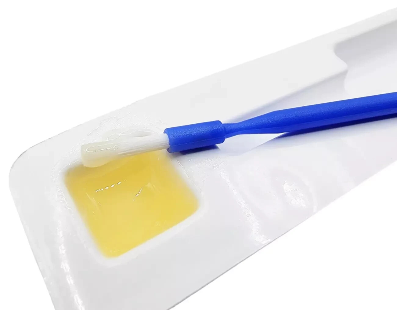 Hexa 5% Sodium Fluoride Clear Varnish W/ Xylitol - 0.4mL Unidose