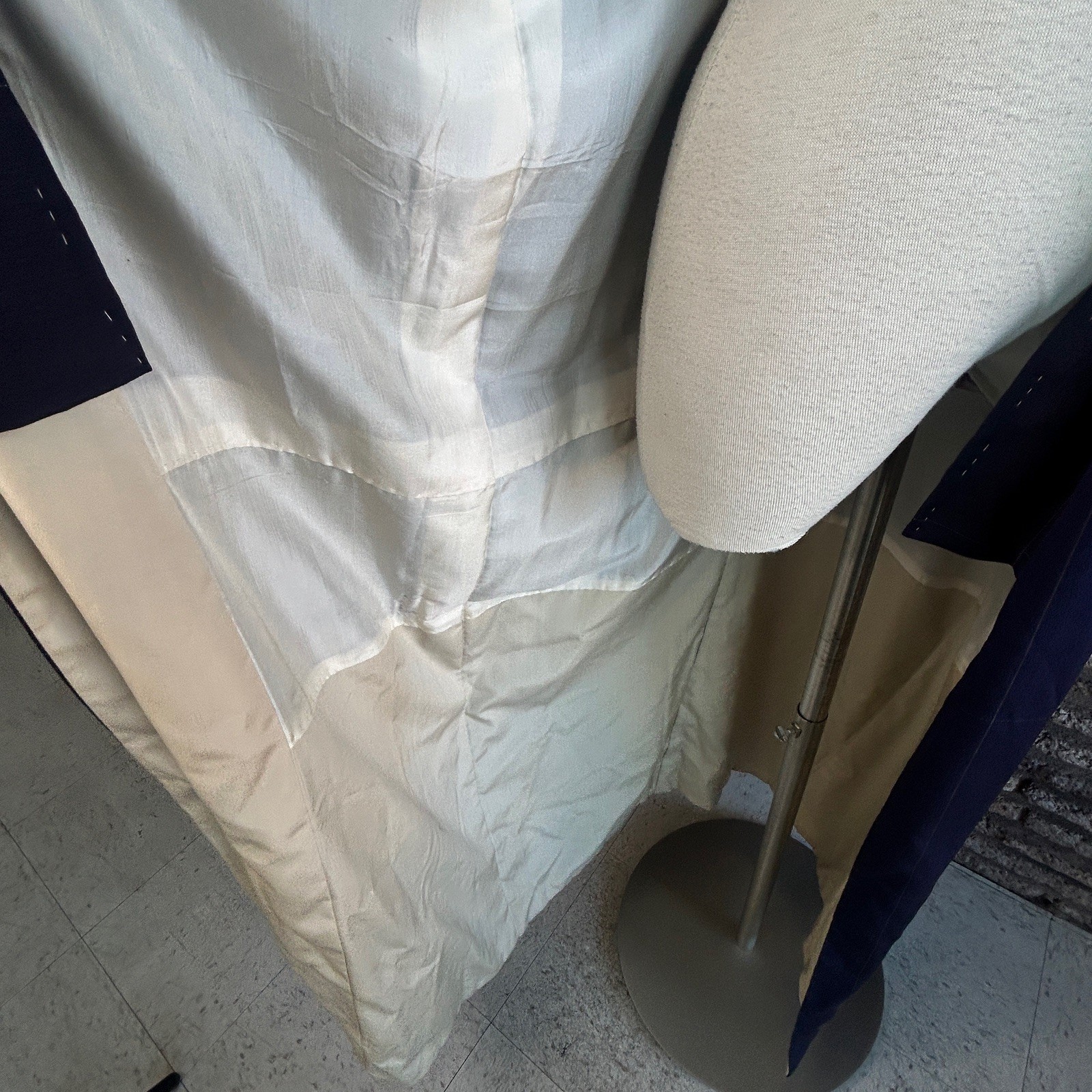 Japanese Vintage Navy Blue Windowpane Full Length Kimono Robe 100% Silk Lined