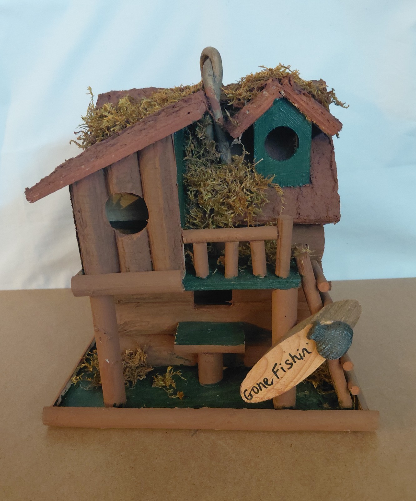 Rustic Gone Fishing Log Cabin Birdhouse Cottage Wood Bark Moss Accents Unused
