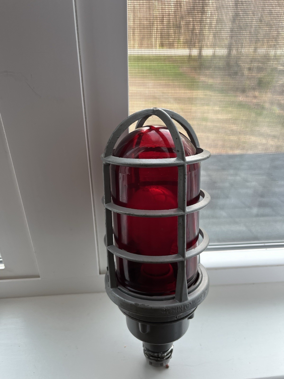 Vintage KILLARK VAG-100 ELECTRIC EXPLOSION PROOF LIGHT FIXTURE W/CAGE INDUSTRIAL