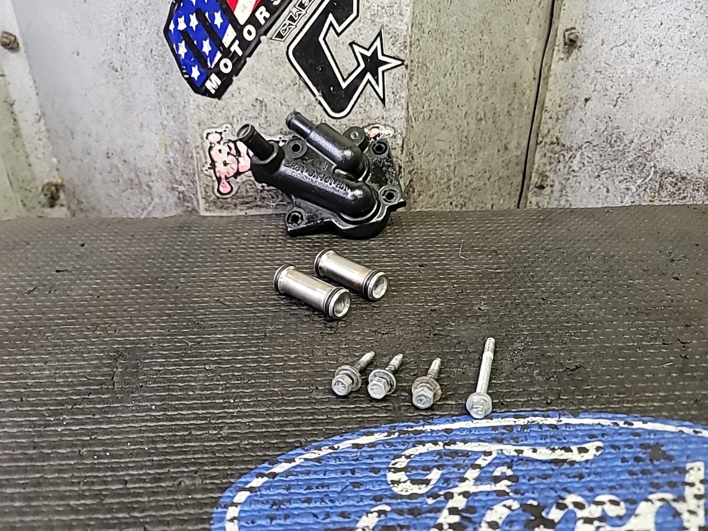 2003 2004 03-04 Ford Mustang SVT Cobra 4.6 Supercharger Intercooler Adapter 32V