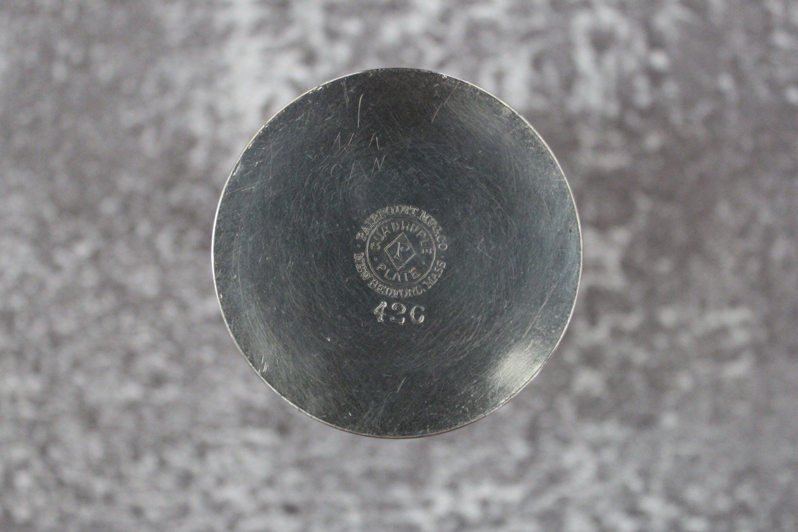 Pairpoint Mfg Co Collapsible Cup Quadruple Silver plate with Leather Case