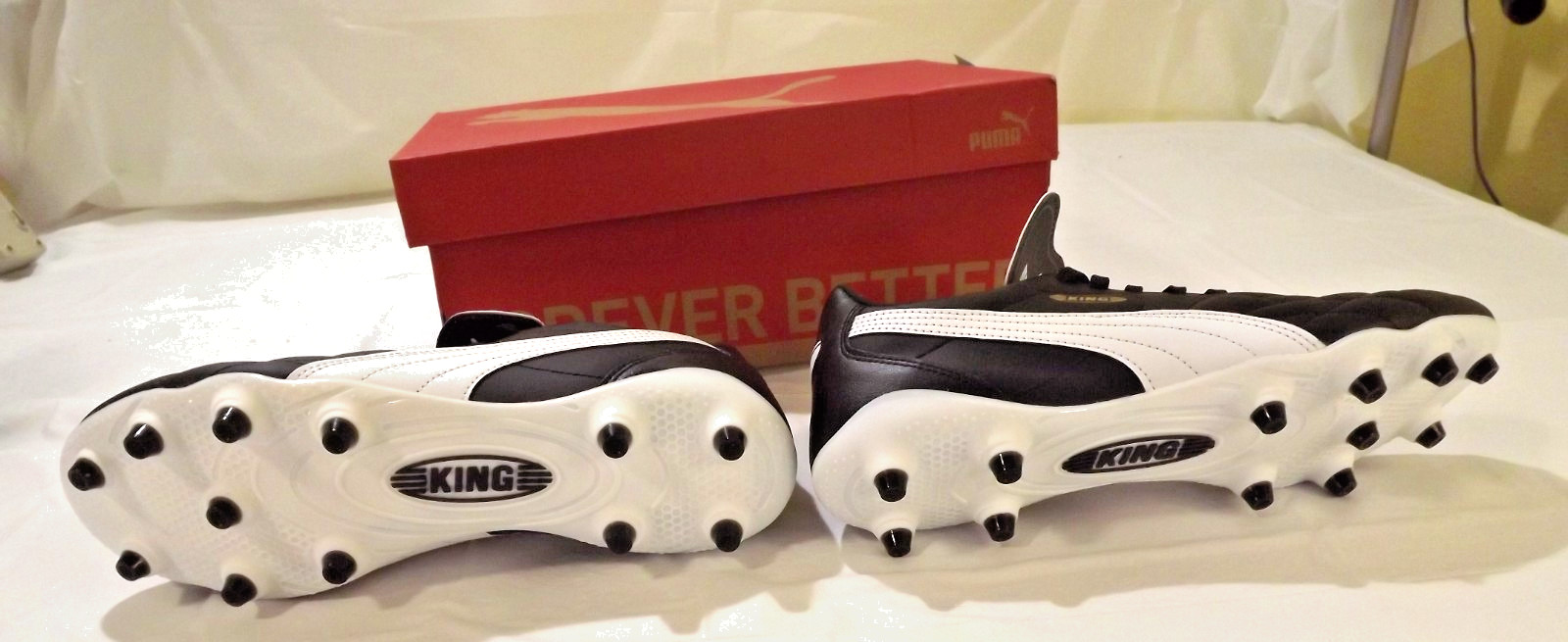 Puma King Top Black White Gold Men Soccer Cleats Shoes 107348-01 Sz 9.5