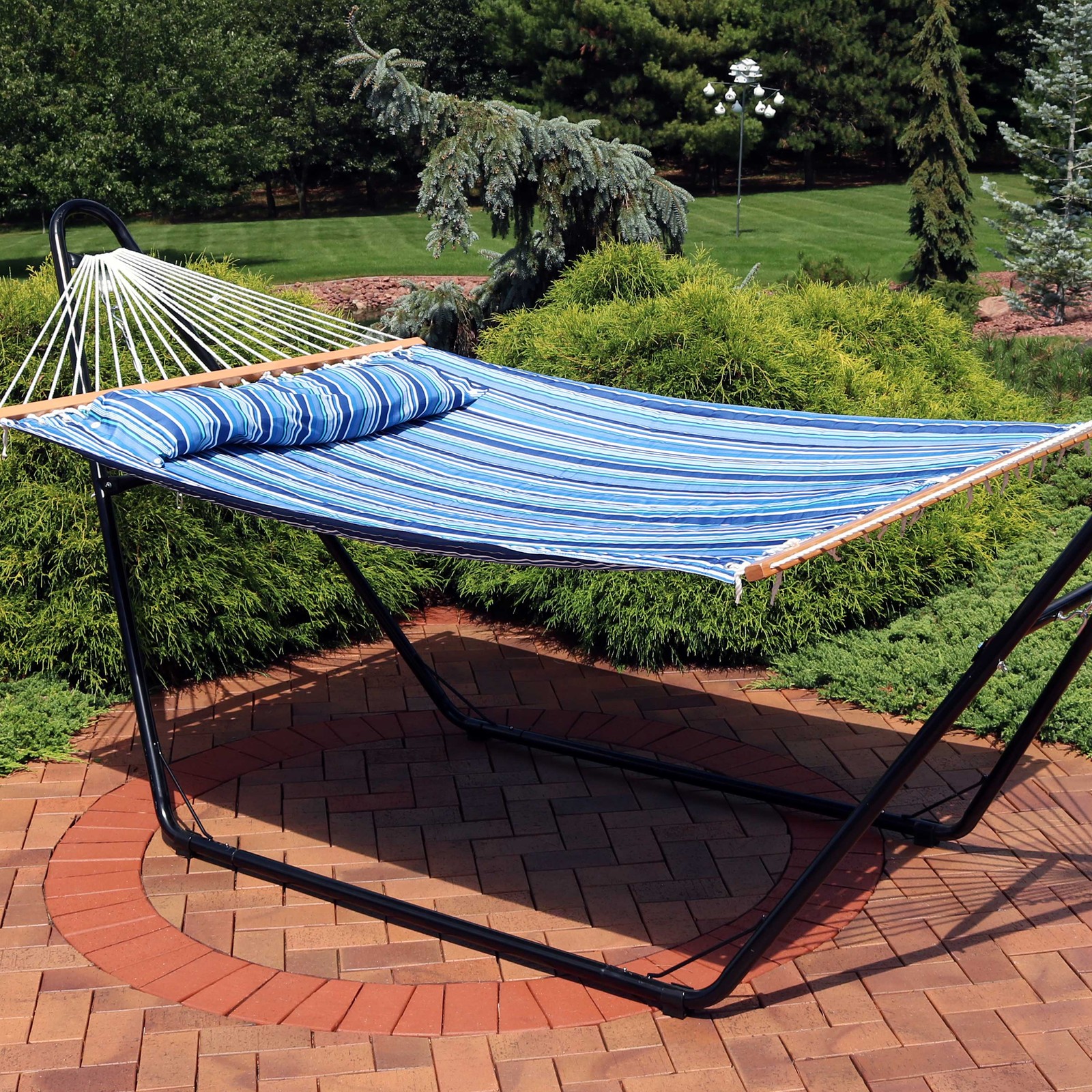 Large Quilted Hammock with Spreader Bar and Pillow - Blue Stripe by Sunnydaze