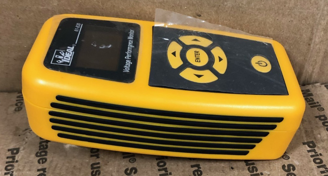 IDEAL 61-830 VOLTAGE PERFORMANCE MONITOR (TESTED)
