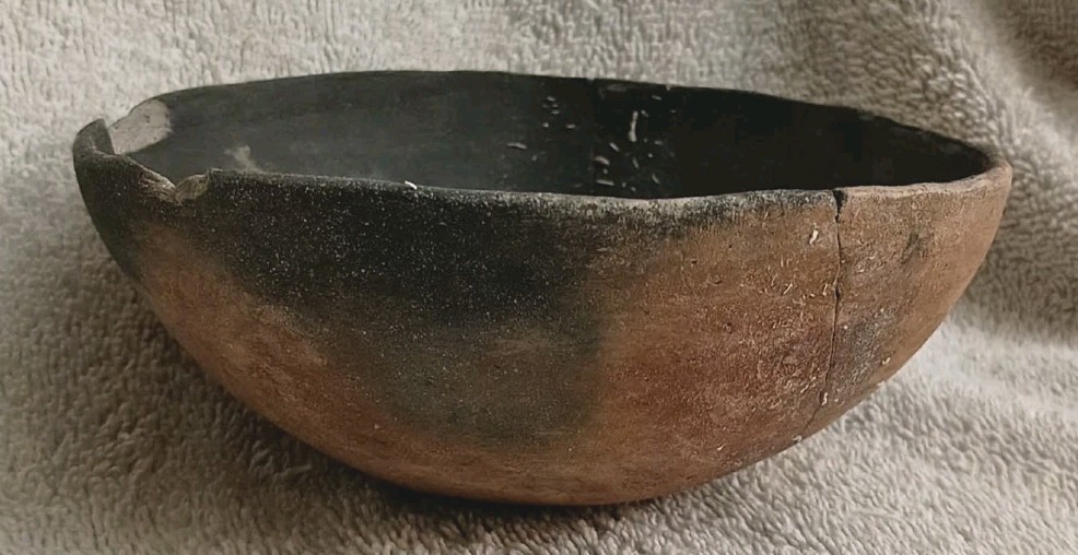 Great Antique Ancestral Pueblo Red Ware Pottery Bowl